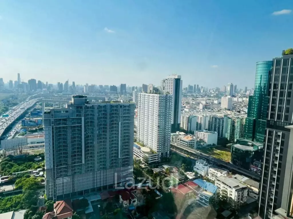 1 Bed 1 Bath Life Asoke Hype  Condo For Sale