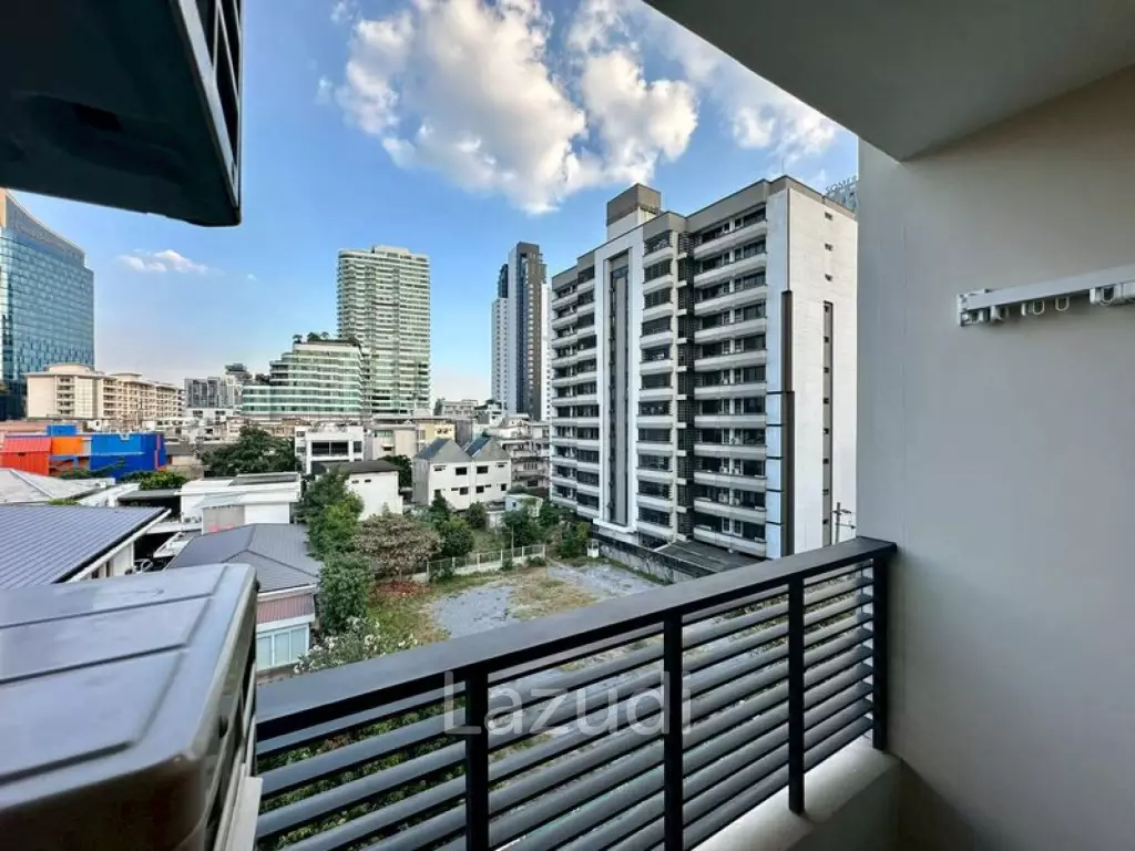 2 Bed 1 Bath Runesu Thonglor 5 Condo For Sale