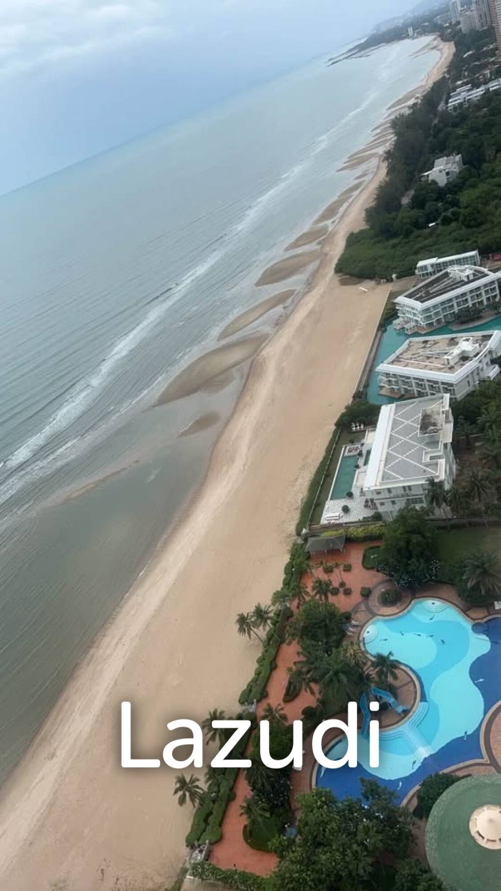 Cha-am: 140 SQM Beachfront Condotel Cliff and Beach