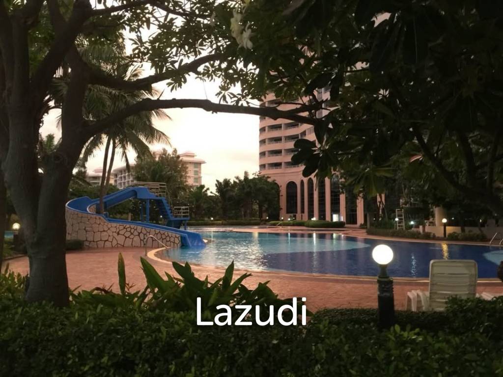 Cha-am: 140 SQM Beachfront Condotel Cliff and Beach