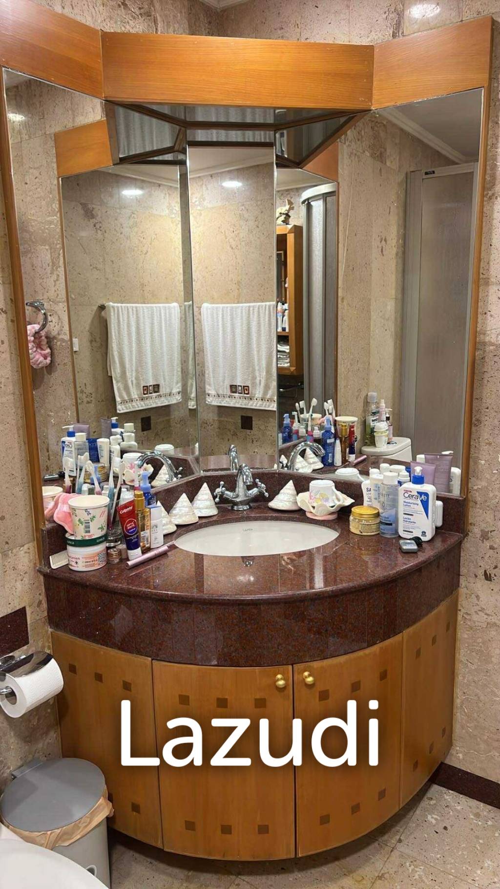 Cha-am: 140 SQM Beachfront Condotel Cliff and Beach