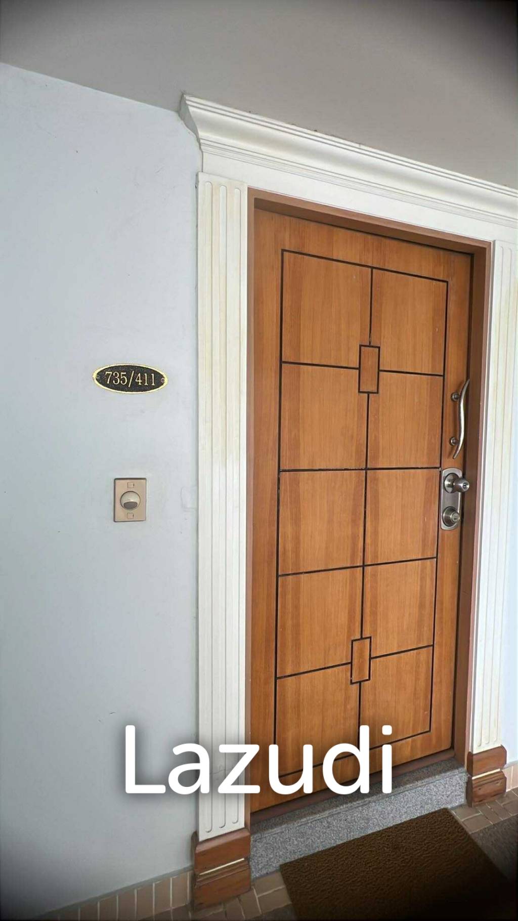 Cha-am: 140 SQM Beachfront Condotel Cliff and Beach