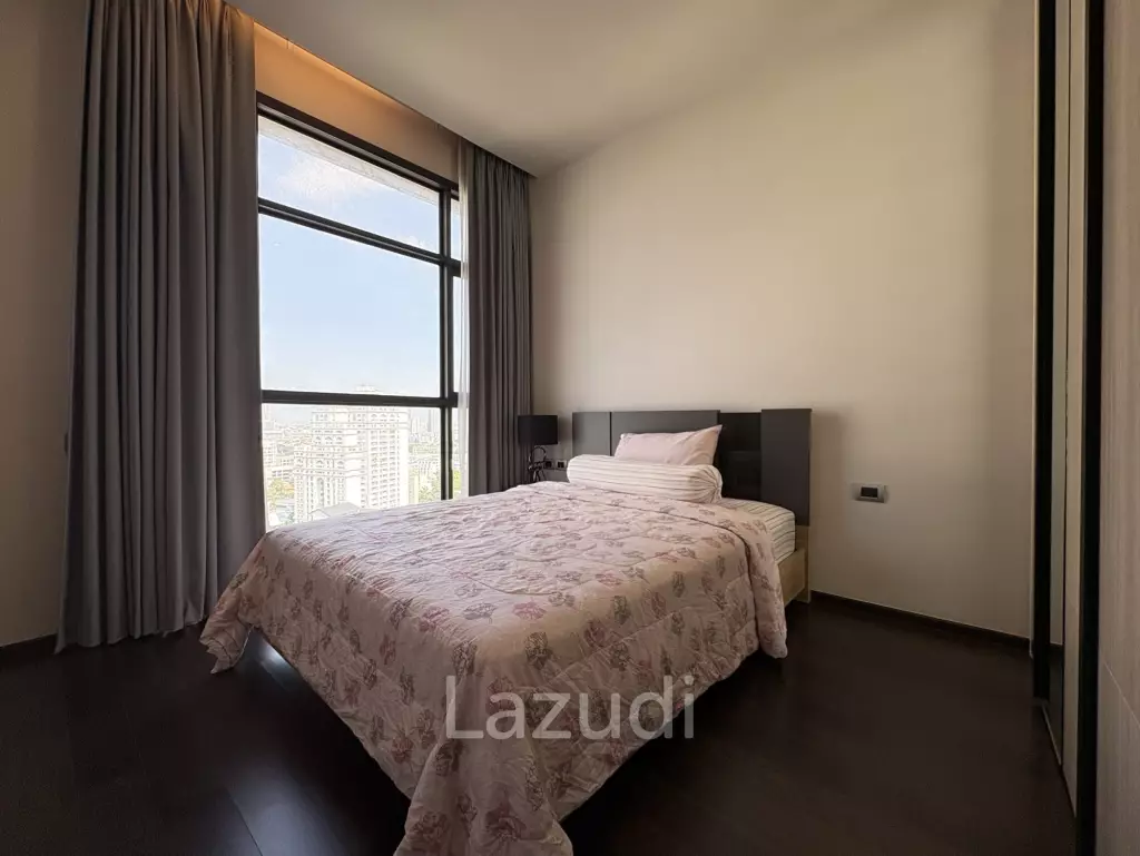 Spacious 2 Bedroom Condo in Watthana Bangkok