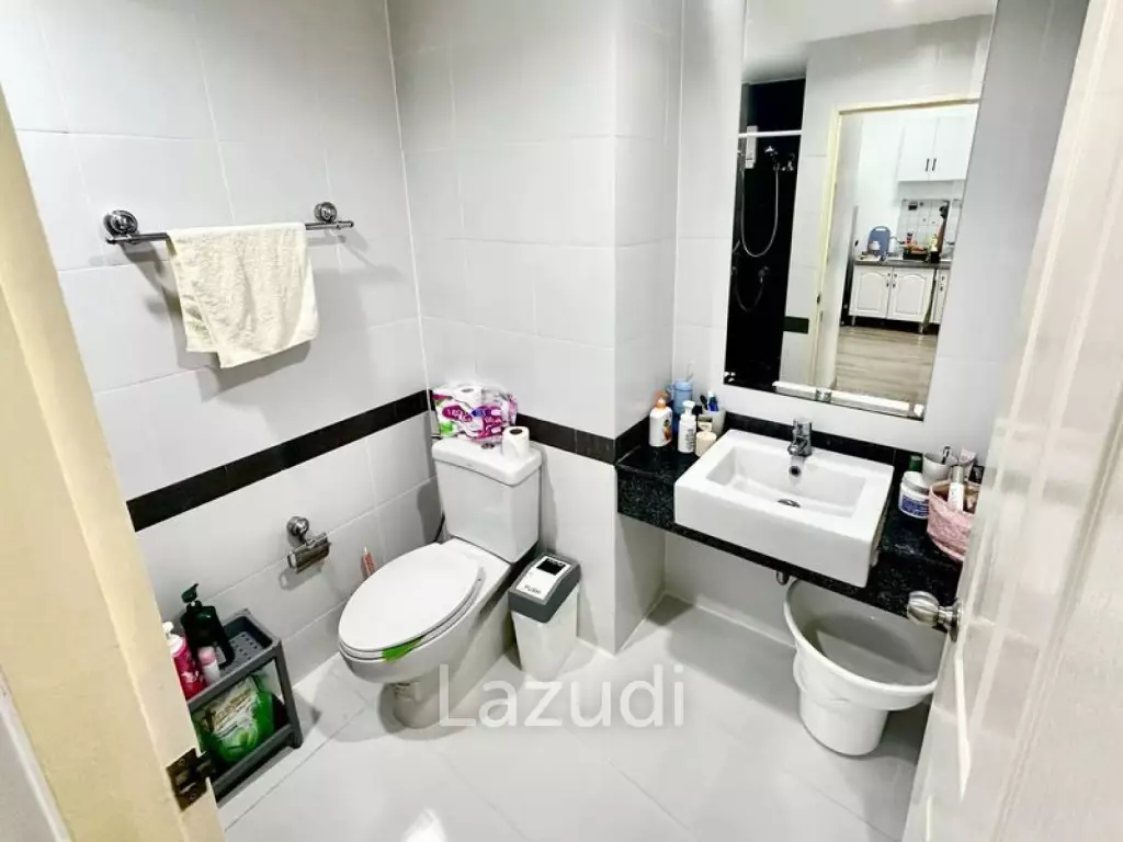 1 Bed 1 Bath A Space Asoke-Ratchada Condo For Sale