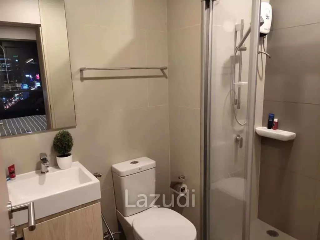 1 Bed 1 Bath Lumpini Suite Phetchaburi Condo For Sale
