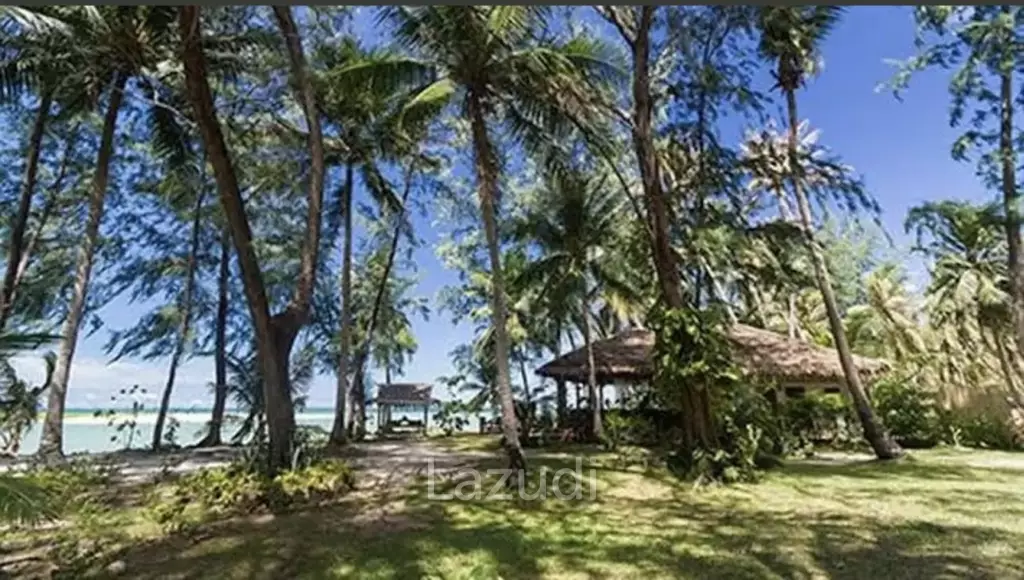 For Sale – Beachfront Resort in Wok Tum