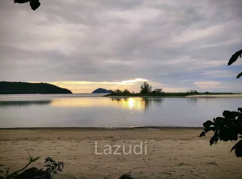 For Sale – Beachfront Resort in Wok Tum
