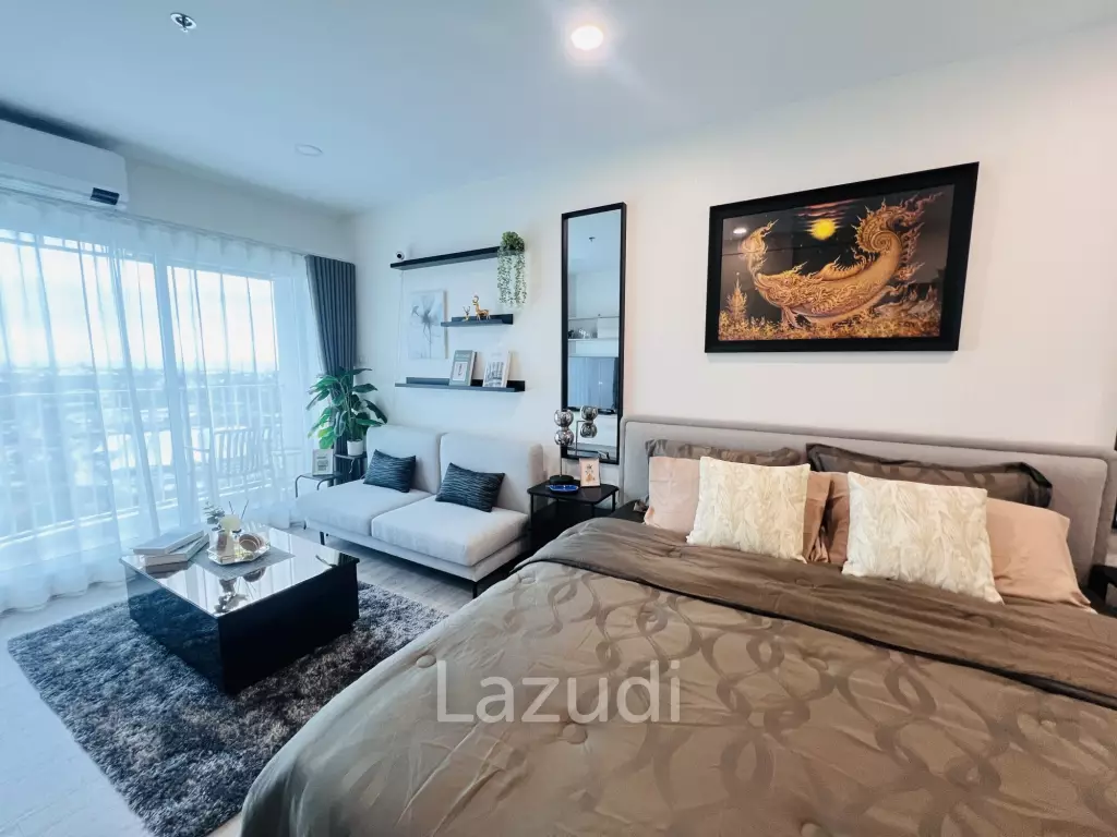 Good Size 1 Bedroom Condo With Nice Sea View