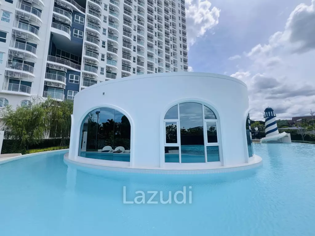Good Size 1 Bedroom Condo With Nice Sea View