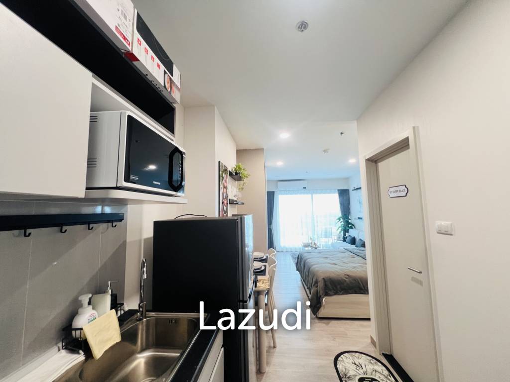 Good Size 1 Bedroom Condo With Nice Sea View