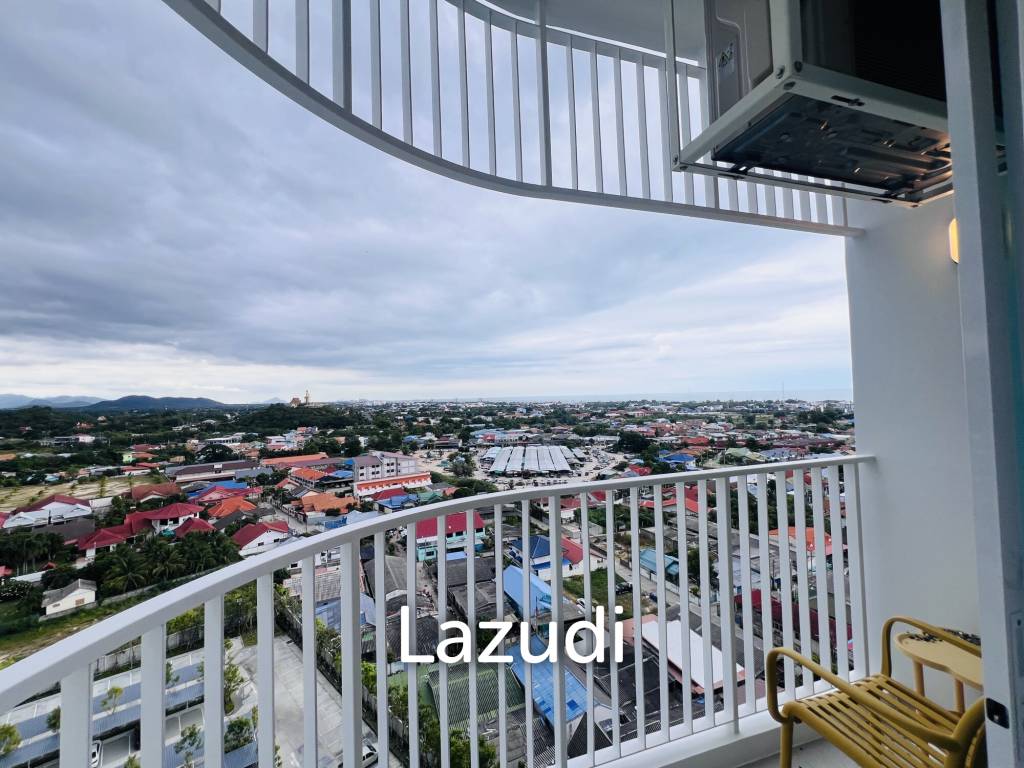 Good Size 1 Bedroom Condo With Nice Sea View