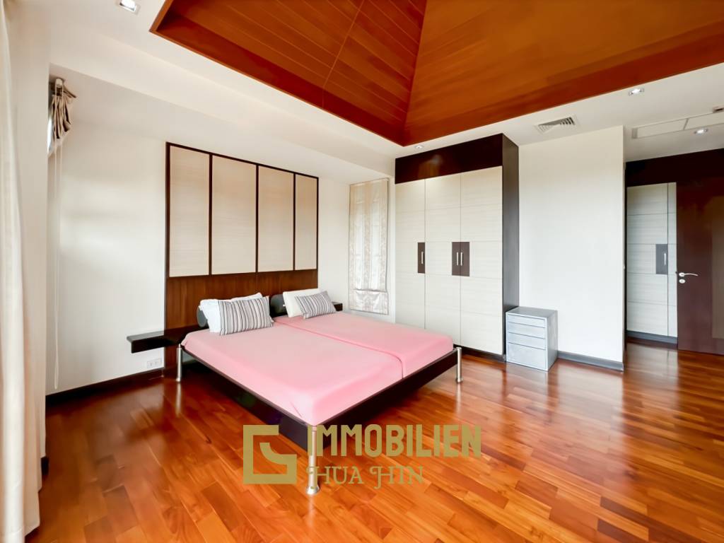 Panorama Pool Villa: Atemberaubende Pool Villa mit 3 Schlafzimmern und malerischem Meerblick