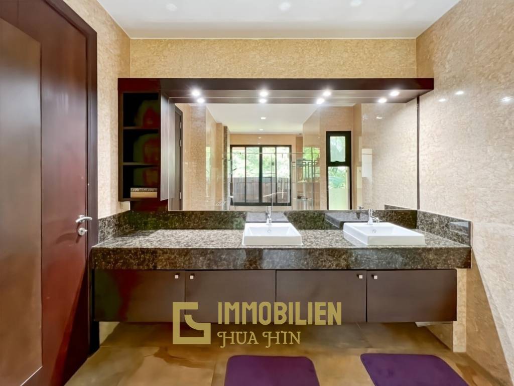 Panorama Pool Villa: Atemberaubende Pool Villa mit 3 Schlafzimmern und malerischem Meerblick