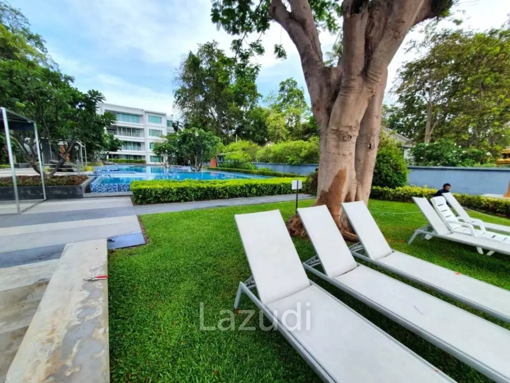 Central Hua Hin Living - Spacious 1-Bedroom Condo at Baan San Dao