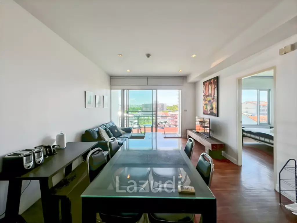 Central Hua Hin Living - Spacious 1-Bedroom Condo at Baan San Dao