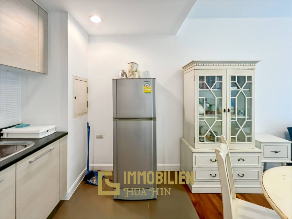 Baan San Dao / Hua Hin: Geräumige 2-Schlafzimmer-Eigentumswohnung im Zentrum