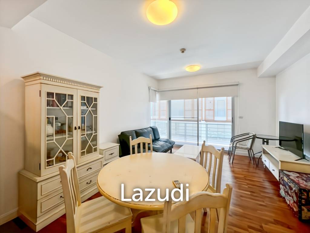 For Sale : Spacious 2-Bedroom Condo in Central Hua Hin at Baan San Dao