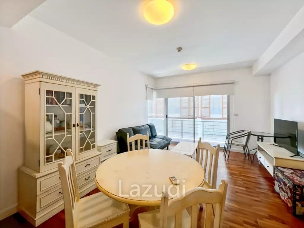 For Sale : Spacious 2-Bedroom Condo in Central Hua Hin at Baan San Dao