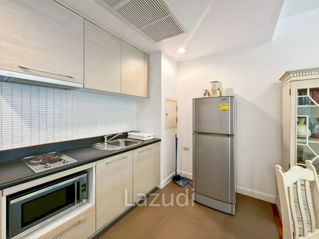 For Sale : Spacious 2-Bedroom Condo in Central Hua Hin at Baan San Dao