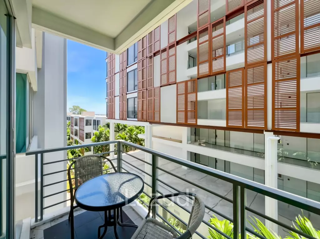 For Sale : Spacious 2-Bedroom Condo in Central Hua Hin at Baan San Dao