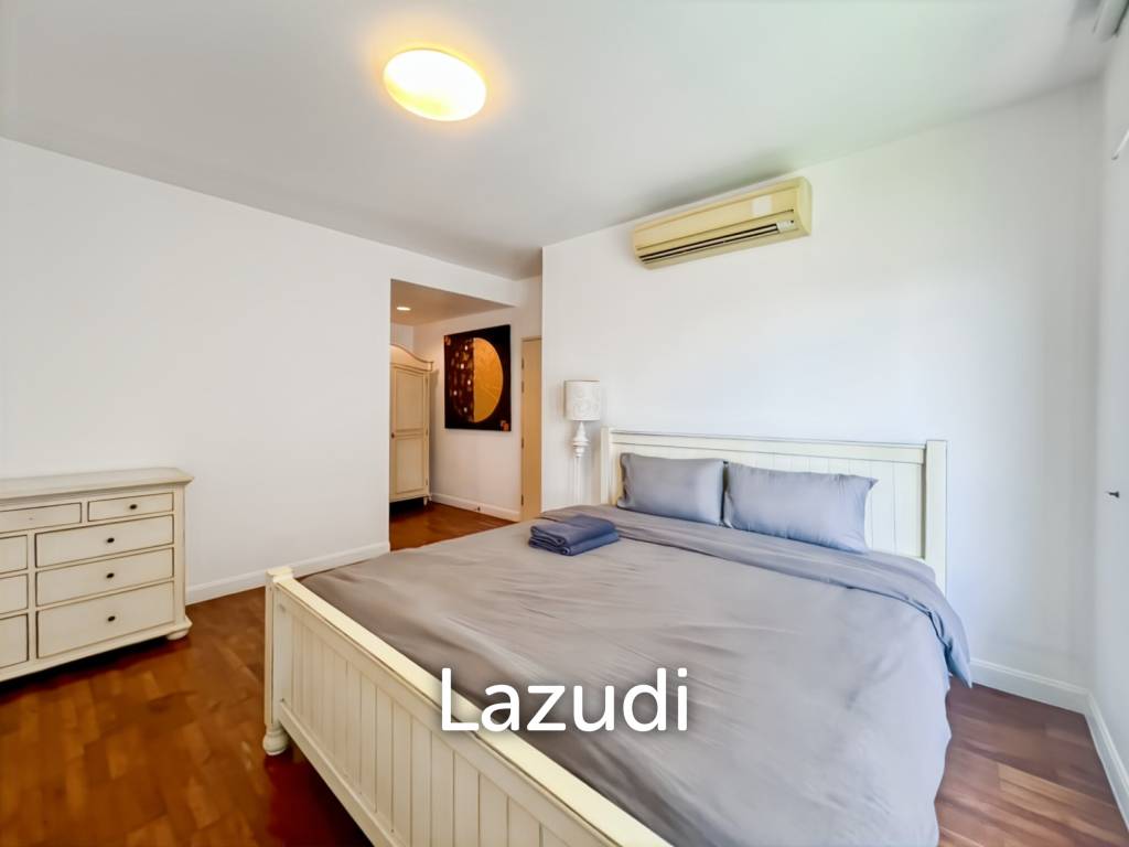 For Sale : Spacious 2-Bedroom Condo in Central Hua Hin at Baan San Dao
