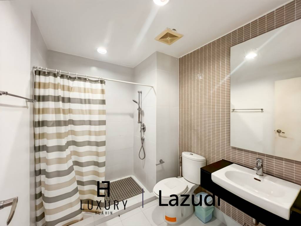 คอนโด 2 ห้องนอนใจกลางเมือง ในโครงการบ้านแสนดาว ริมหาดหัวหิน