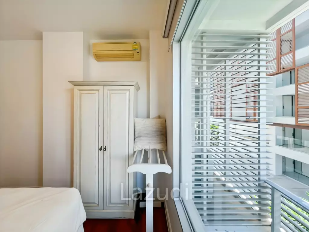 For Sale : Spacious 2-Bedroom Condo in Central Hua Hin at Baan San Dao