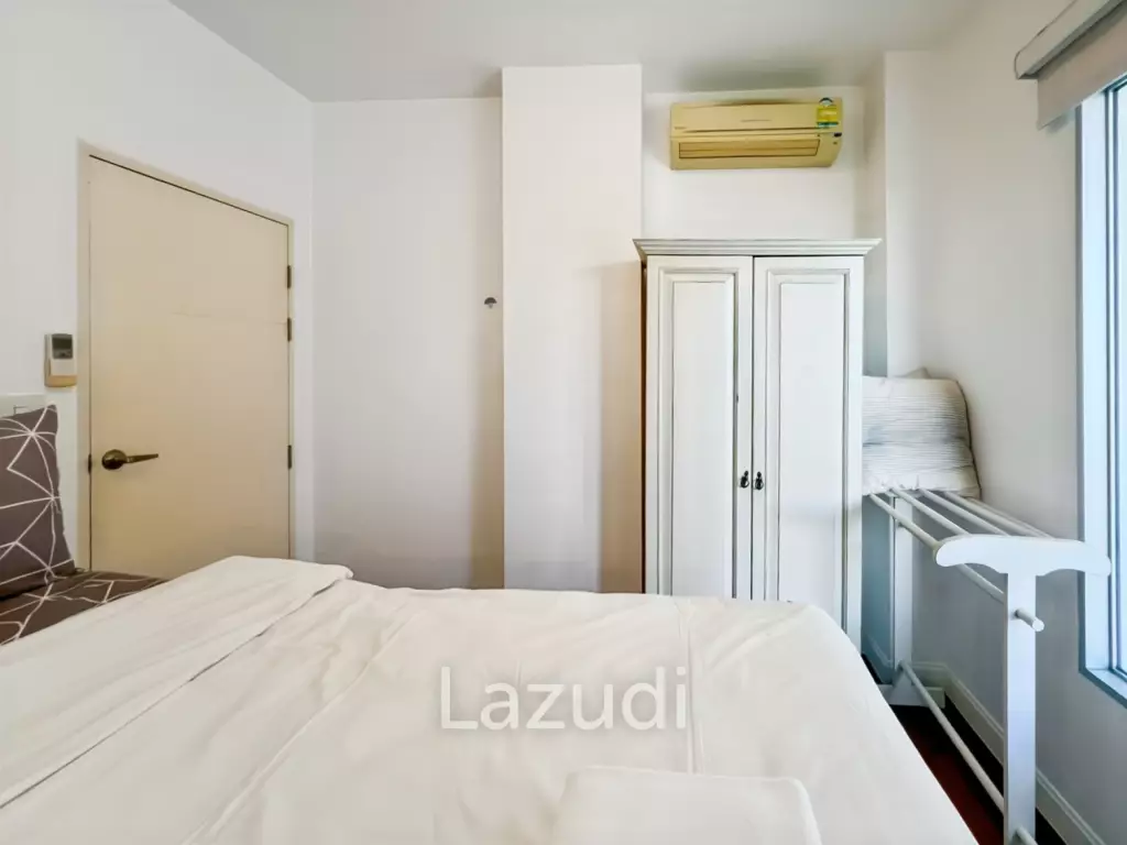 For Sale : Spacious 2-Bedroom Condo in Central Hua Hin at Baan San Dao