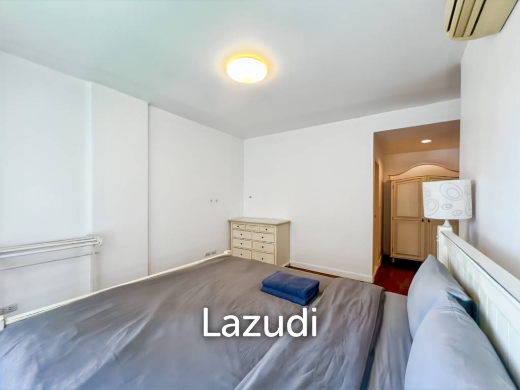 For Sale : Spacious 2-Bedroom Condo in Central Hua Hin at Baan San Dao