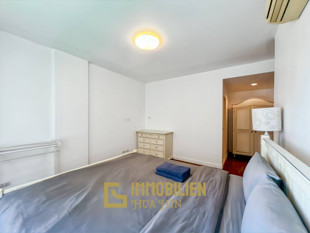 Baan San Dao / Hua Hin: Geräumige 2-Schlafzimmer-Eigentumswohnung im Zentrum