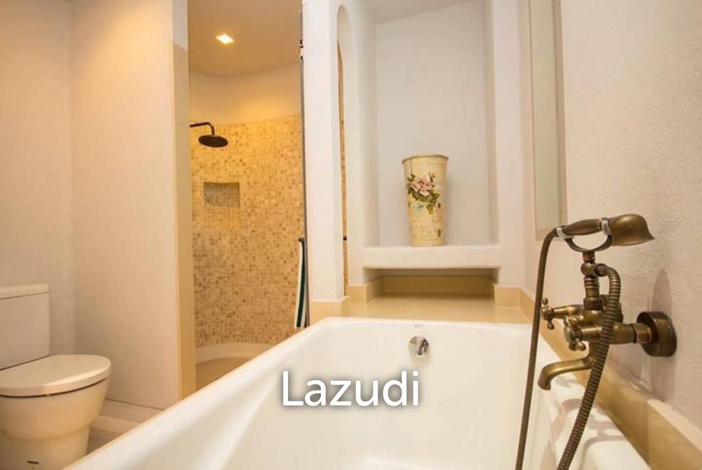 CHELONA : Modern 2 Bed Beachfront Condo at Khao Tao