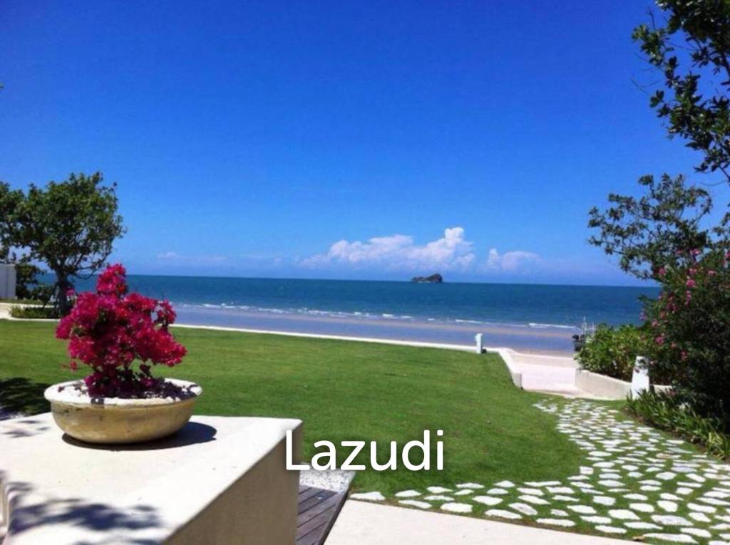 CHELONA : Modern 2 Bed Beachfront Condo at Khao Tao