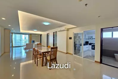 3 bedrooms 3 bathrooms 180 Sq.M. Supalai River Resort.