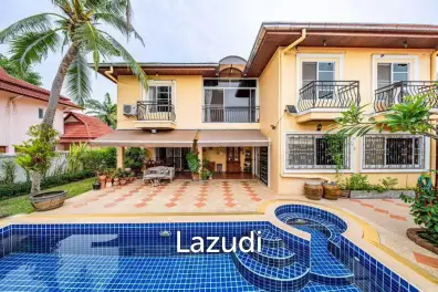 6 Bedrooms 7 Bathrooms 420 SQ.M. El Grande