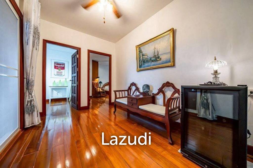 6 Bedrooms 7 Bathrooms 420 SQ.M. El Grande