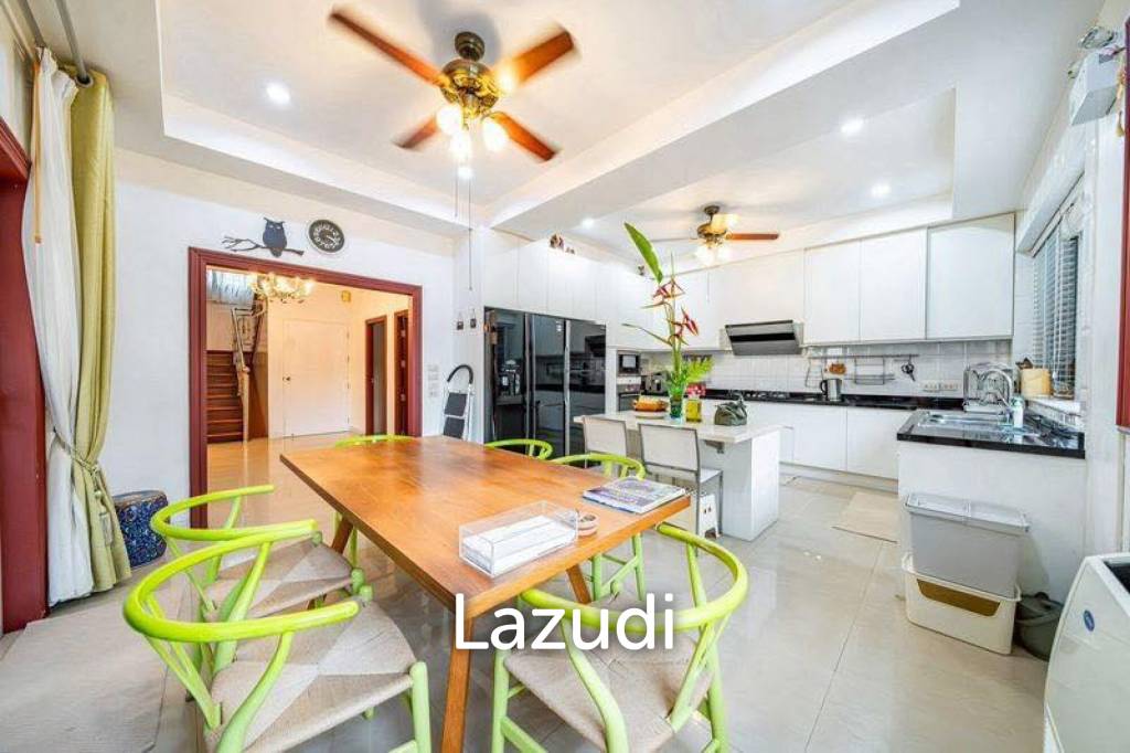 6 Bedrooms 7 Bathrooms 420 SQ.M. El Grande