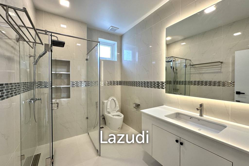 3 Bedrooms 3 Bathrooms 163.63 SQ.M. Huay Yai Park Villas