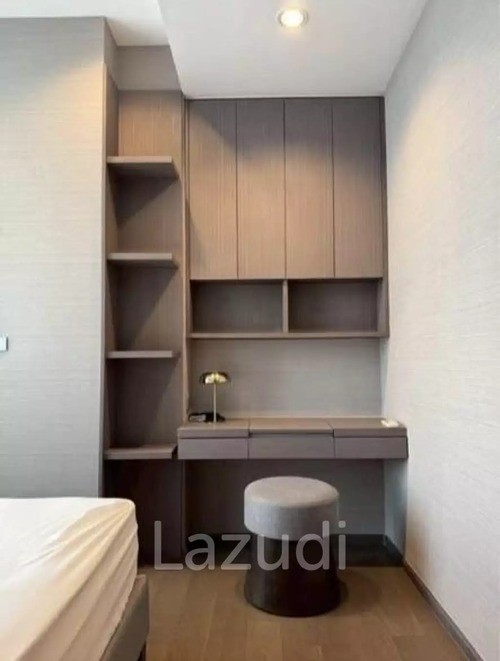 2 Bed 2 Bath 65 SQ.M The Diplomat Sathorn