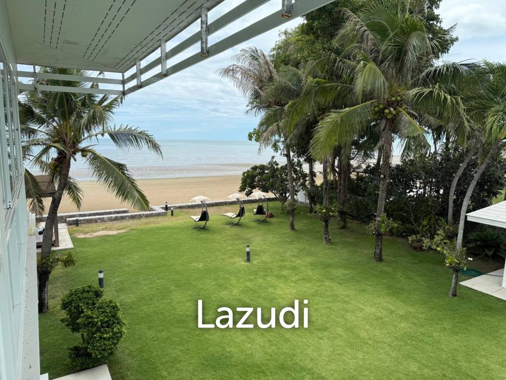 Absolute Beachfront Luxury Mansion in Cha am