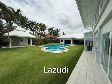 Absolute Beachfront Luxury Mansion in Cha am