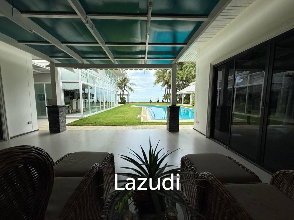 Absolute Beachfront Luxury Mansion in Cha am