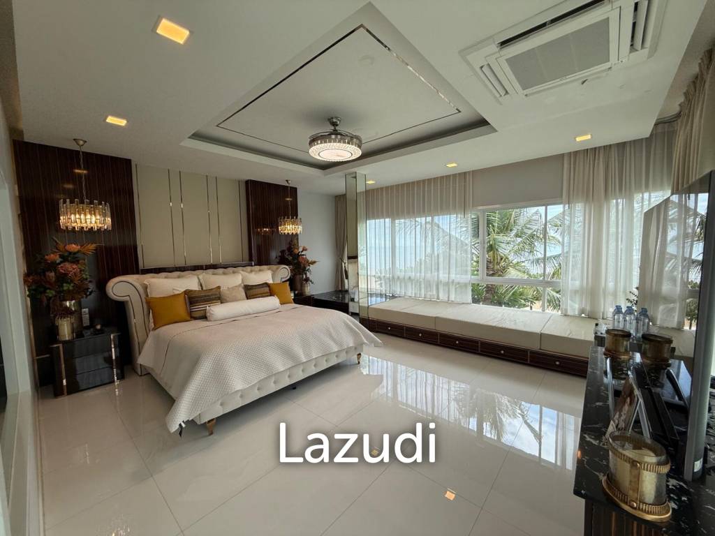 Absolute Beachfront Luxury Mansion in Cha am