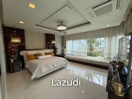 Absolute Beachfront Luxury Mansion in Cha am