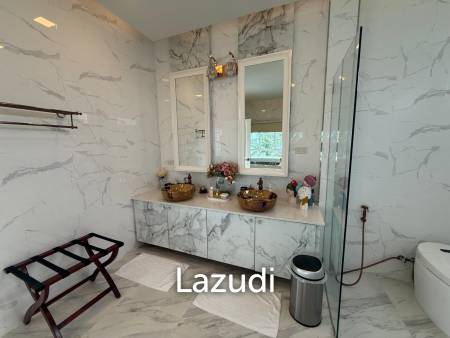 Absolute Beachfront Luxury Mansion in Cha am