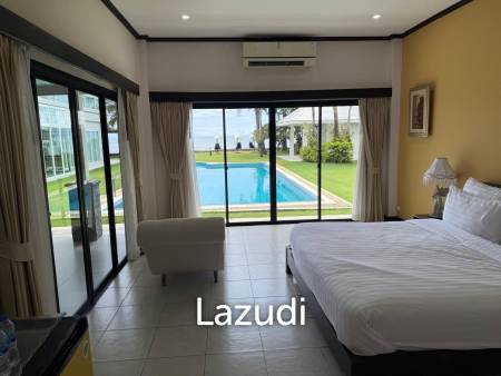 Absolute Beachfront Luxury Mansion in Cha am