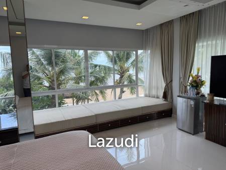 Absolute Beachfront Luxury Mansion in Cha am
