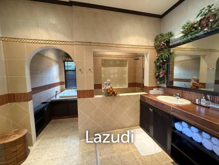Absolute Beachfront Luxury Mansion in Cha am