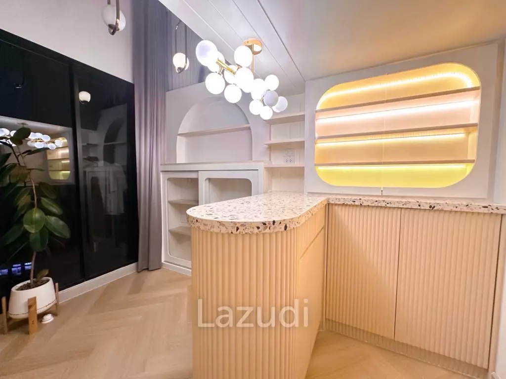 1 Bedroom  1 Bathroom 50 SQ.M KnightsBridge Space Ratchayothin