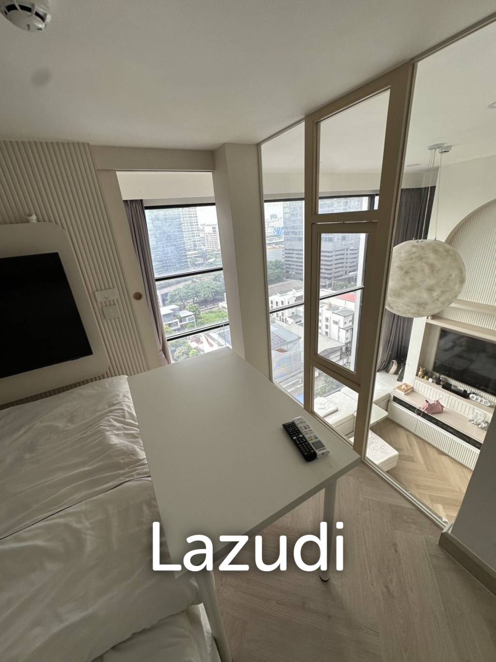 1 Bedroom  1 Bathroom 50 SQ.M KnightsBridge Space Ratchayothin