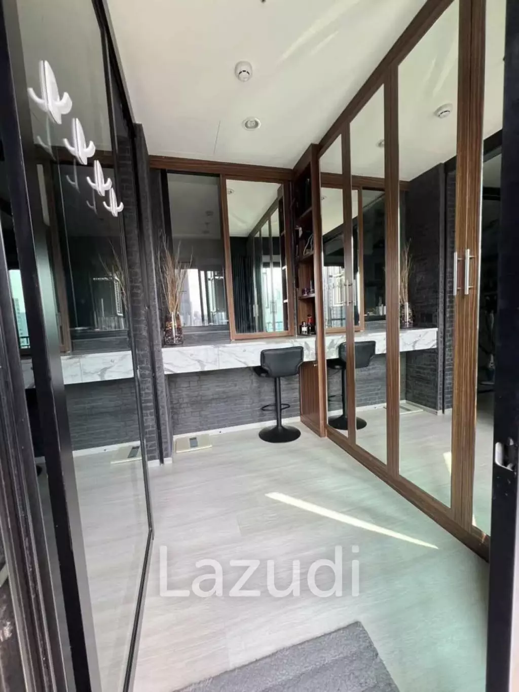 1 Bedroom  1 Bathroom 35 SQ.M Life Asoke
